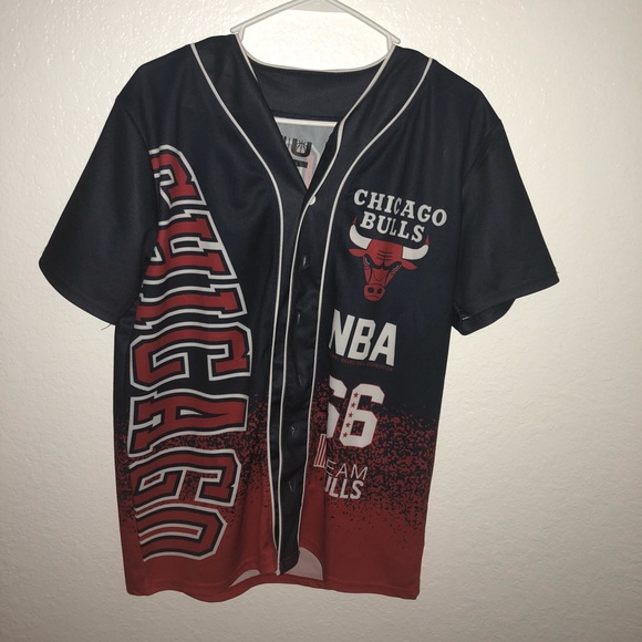 Chicago Bulls T-shirt - Picture 1 of 3